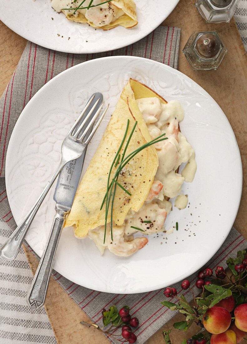 Crêpes with prawns and chives