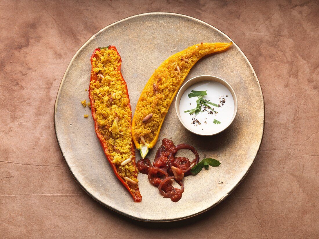Pointed pepper filled with couscous (vegetarian)