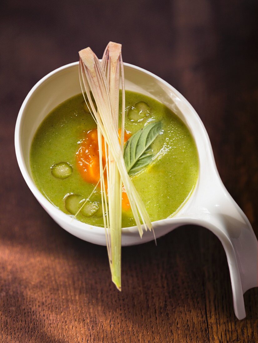 Green asparagus soup with lemongrass and Thai basil