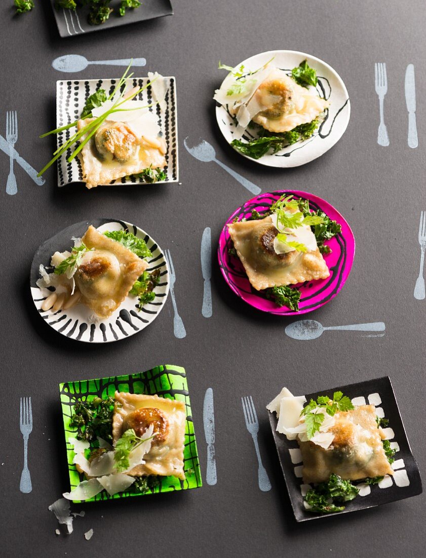 Kohl-Ravioli mit Parmesan