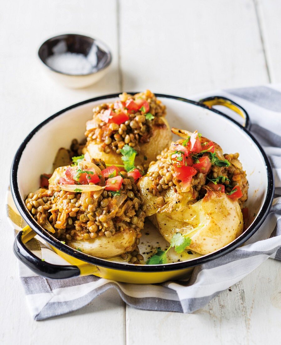 Roast potatoes with lentil curry