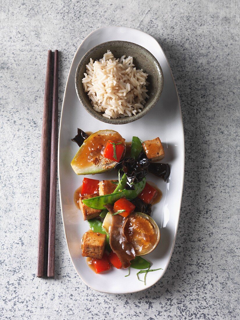 Roasted aubergines with tofu, mu-err mushrooms and oyster sauce