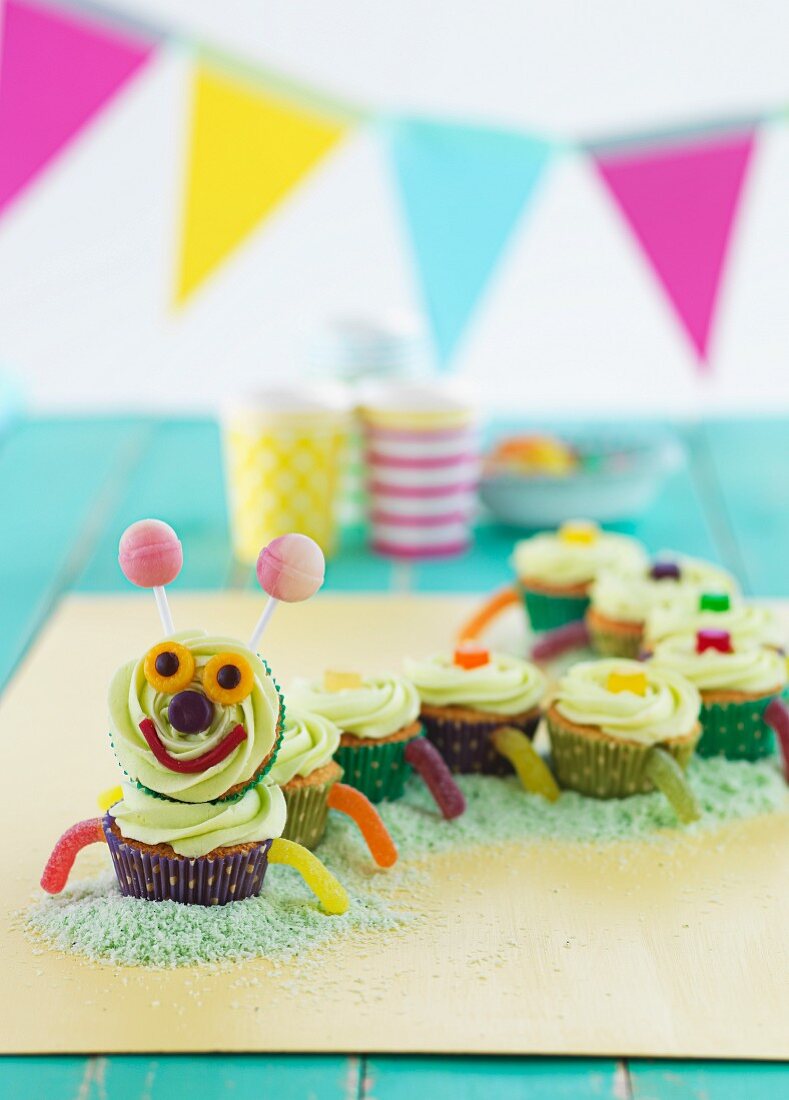 Cupcake-Raupe für die Kinderparty