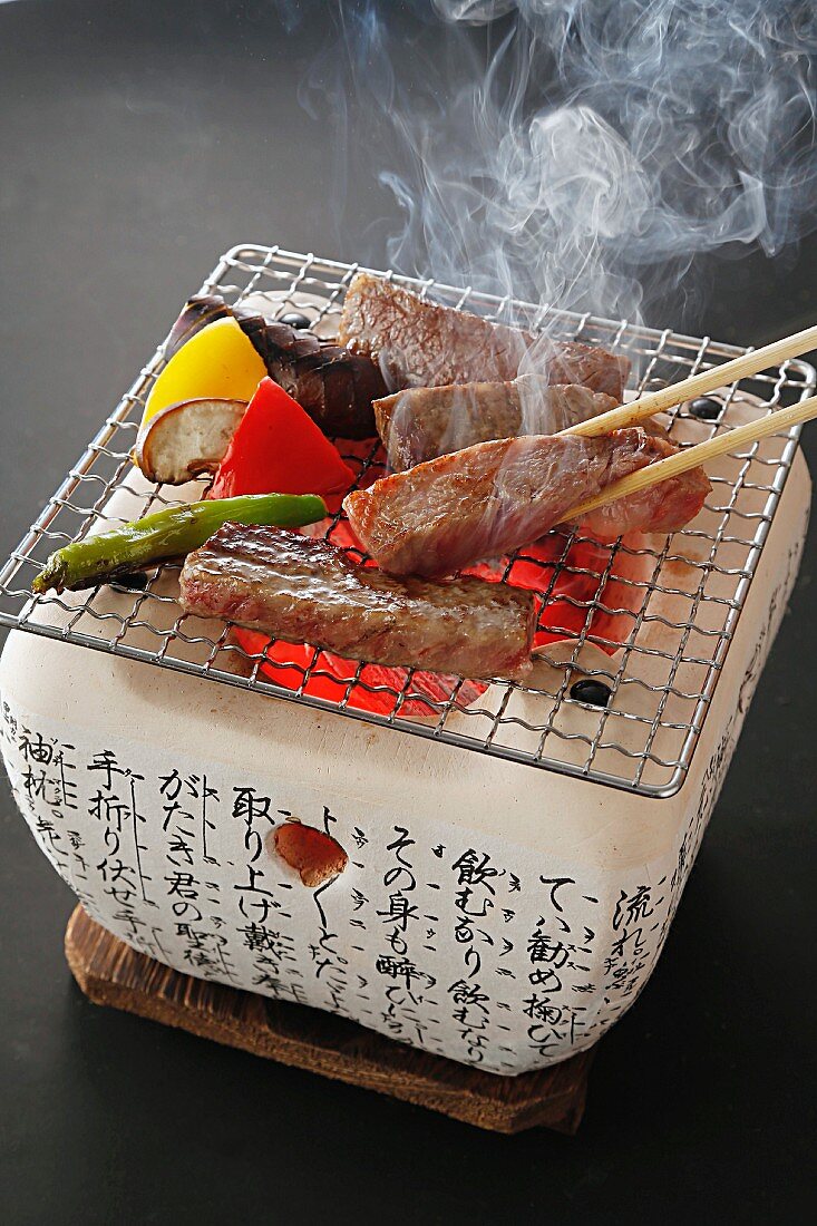 Yakiniku (gegrilltes Rindfleisch, Japan)