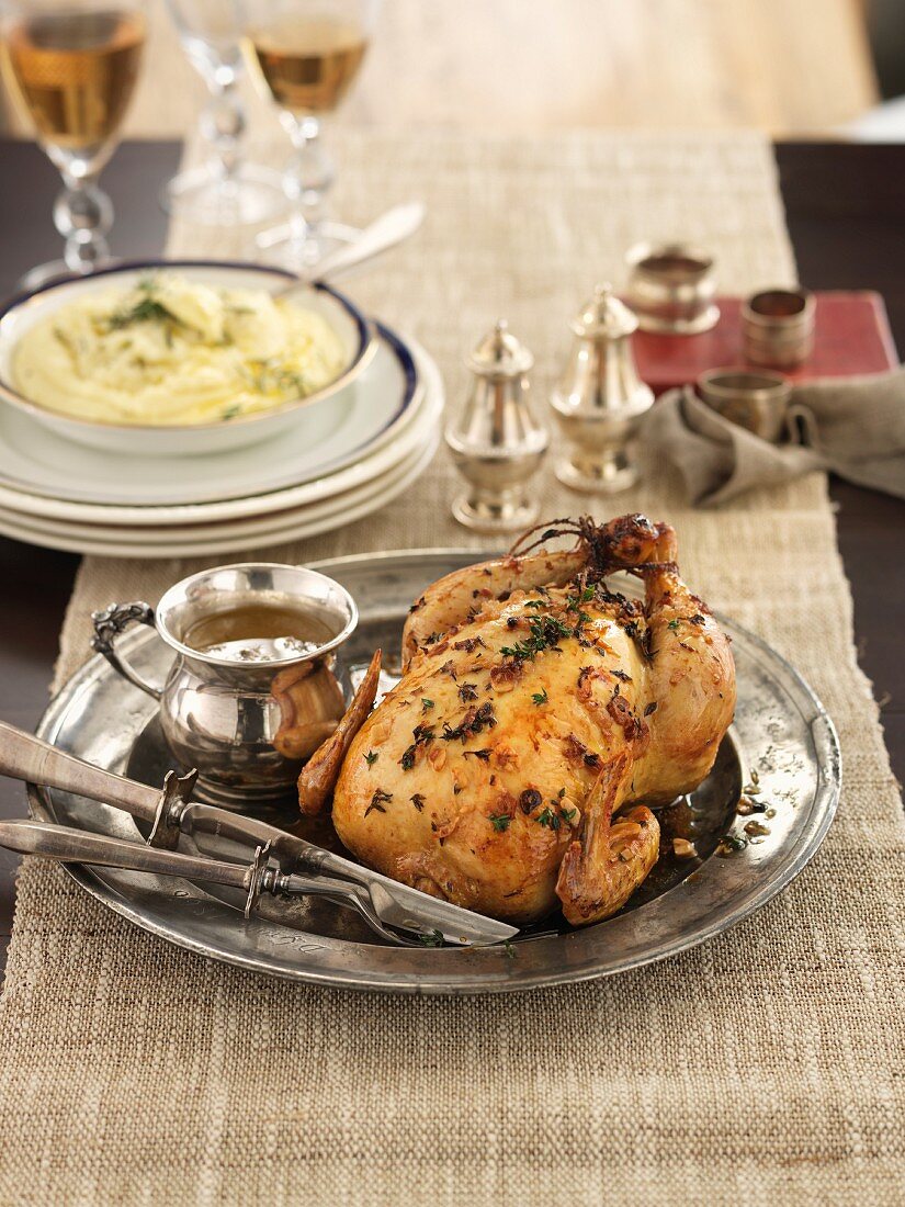 Thyme chicken with mashed potatoes