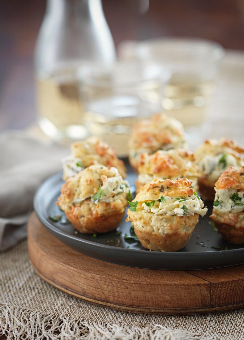 Salmon tartlets