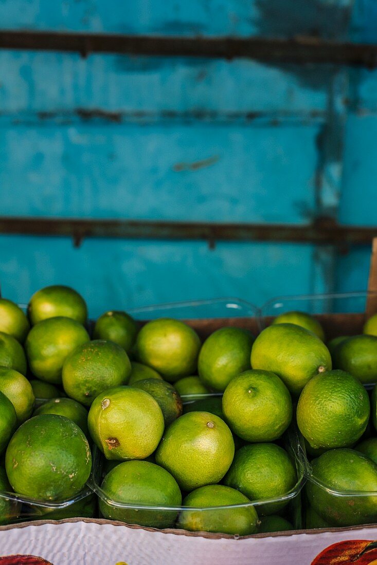 Limes at Karmel market, Tel Aviv