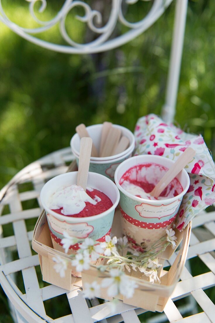 Raspberry mousse in paper cups