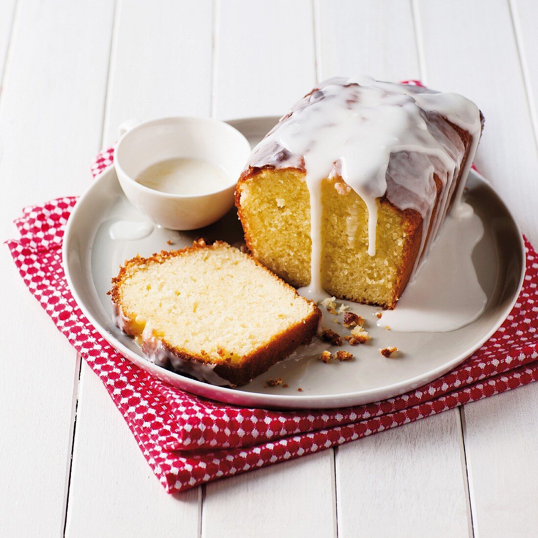 Lemon yogurt cake