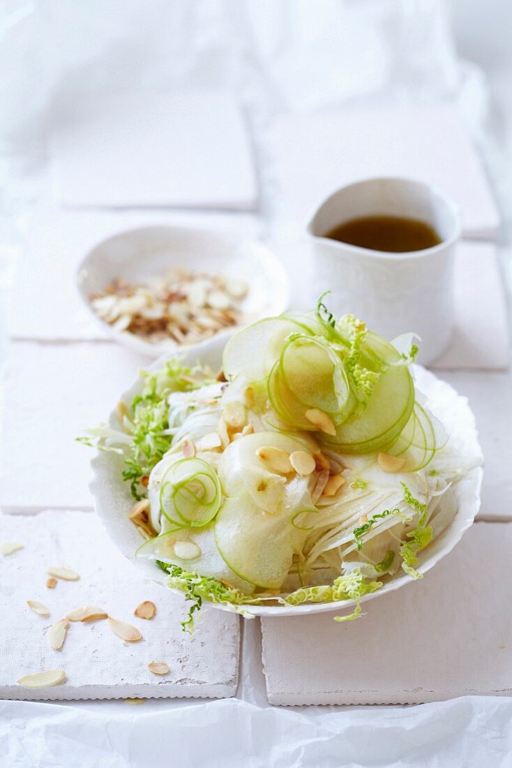 Raw fennel and apple with flaked almonds and vinaigrette