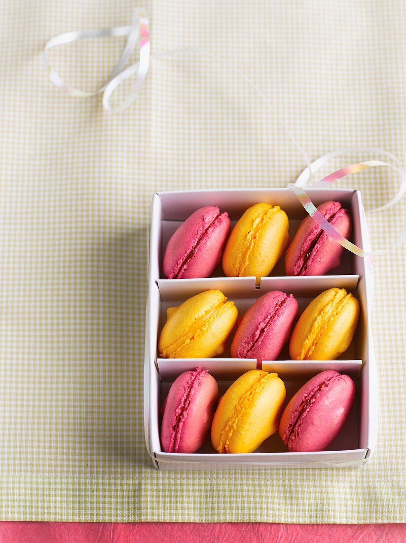 Macarons in Geschenkschachtel