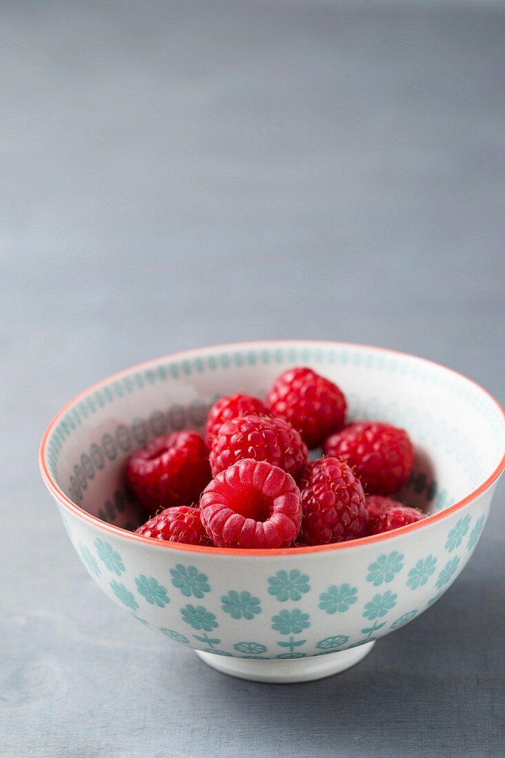 Raspberries in a dish