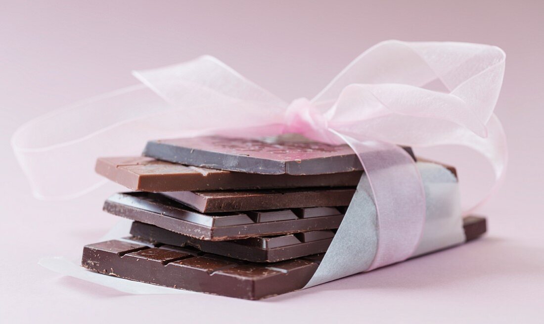 Bars of chocolate tied with ribbon