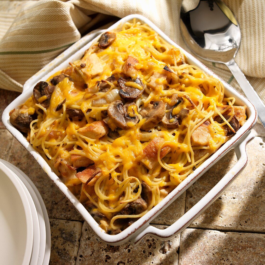 Chicken tetrazzini with pasta, cheese and mushrooms