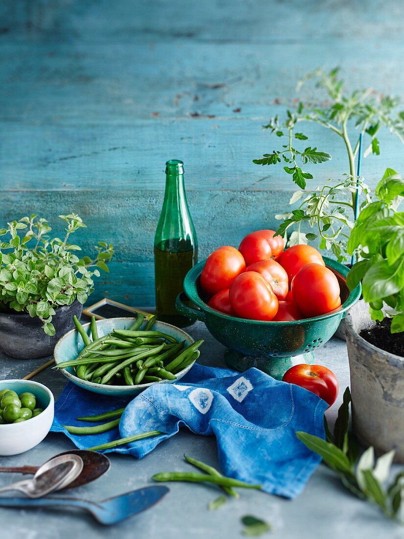 Tomaten, Bohnen und Kräuter
