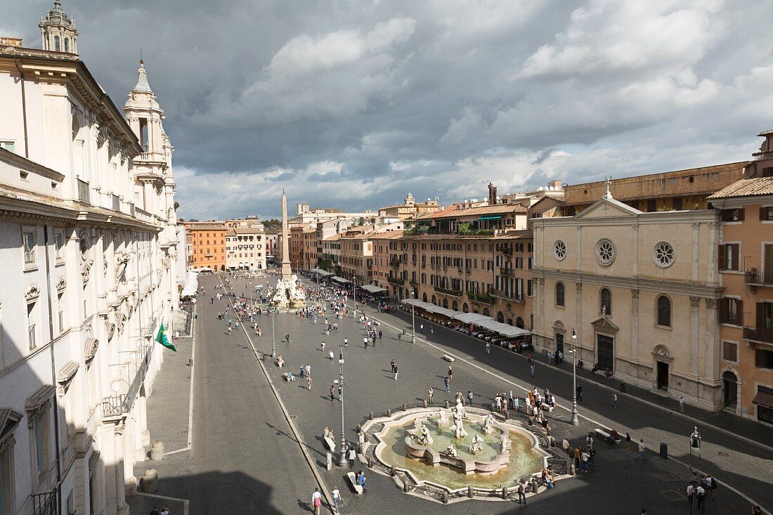 Wunderschöner Blick auf die Piazza Navona, Rom