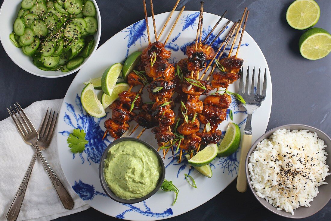 Chicken skewers with sides (Asia)