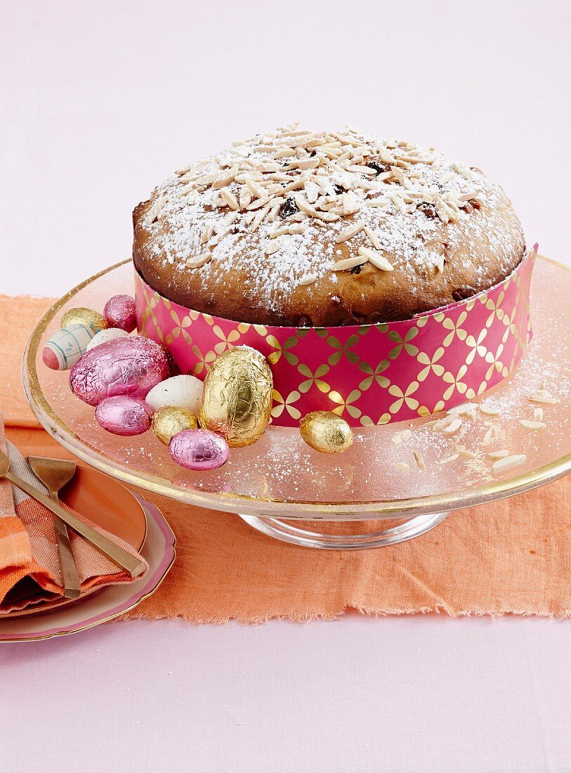 Russian Easter cake with vodka and almonds