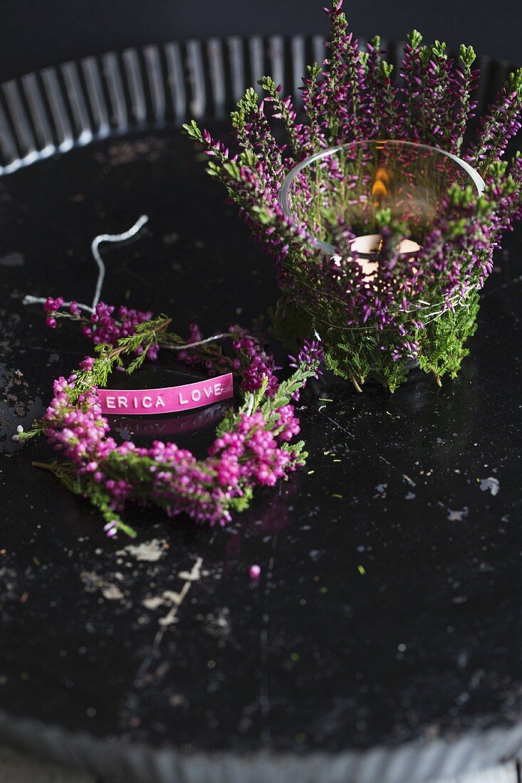 Tealight and bracelet decorated with sprigs of heather