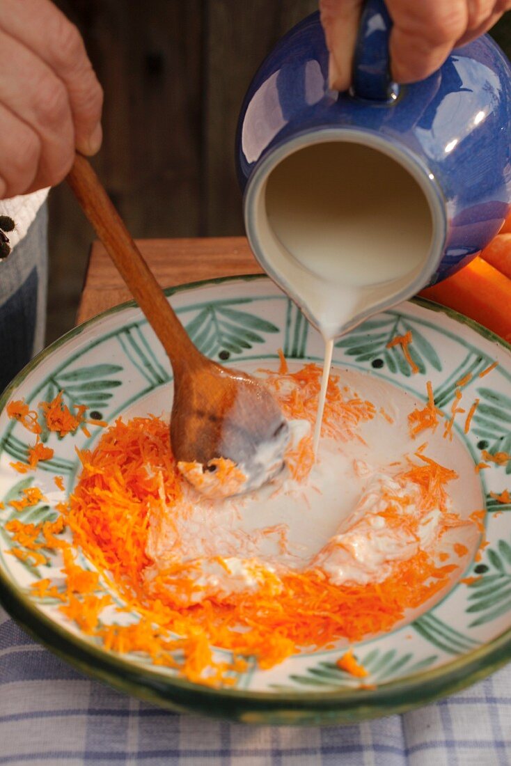 Making carrot quark