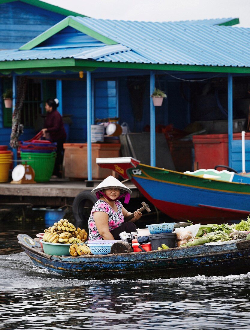 Chnok Tru (floating village, Vietnam)