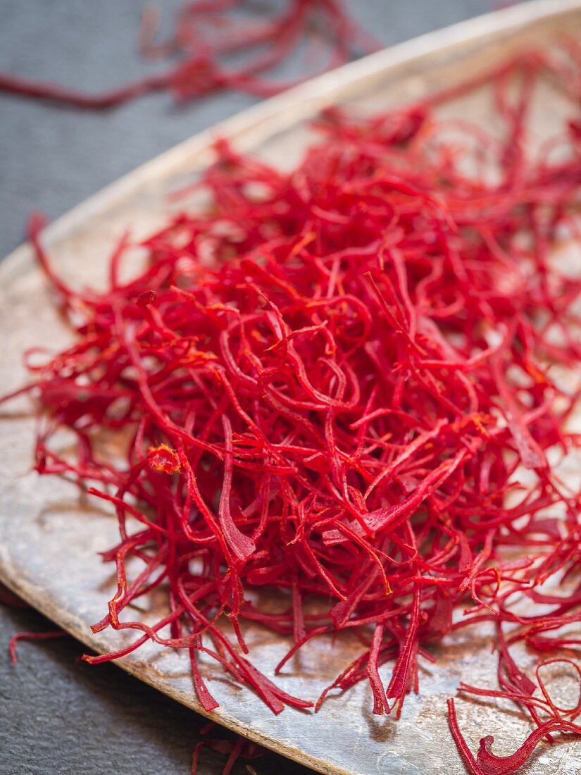 Saffron threads (close-up)