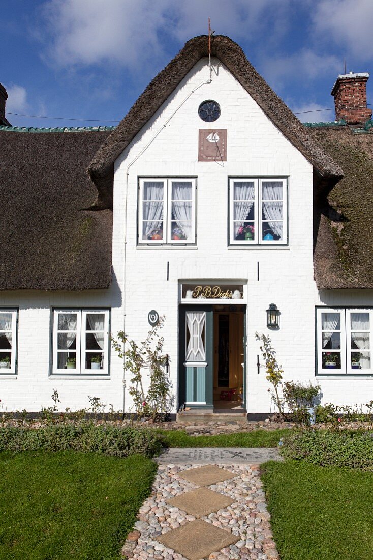 Altfriesisches Haus with a thatched roof, Sylt