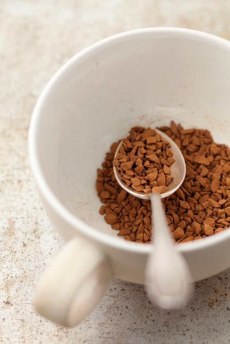 Gefriergetrockneter Kaffee in einer Tasse