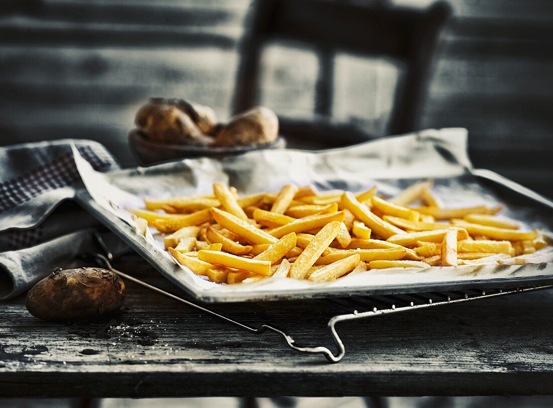 Chips on a baking tray