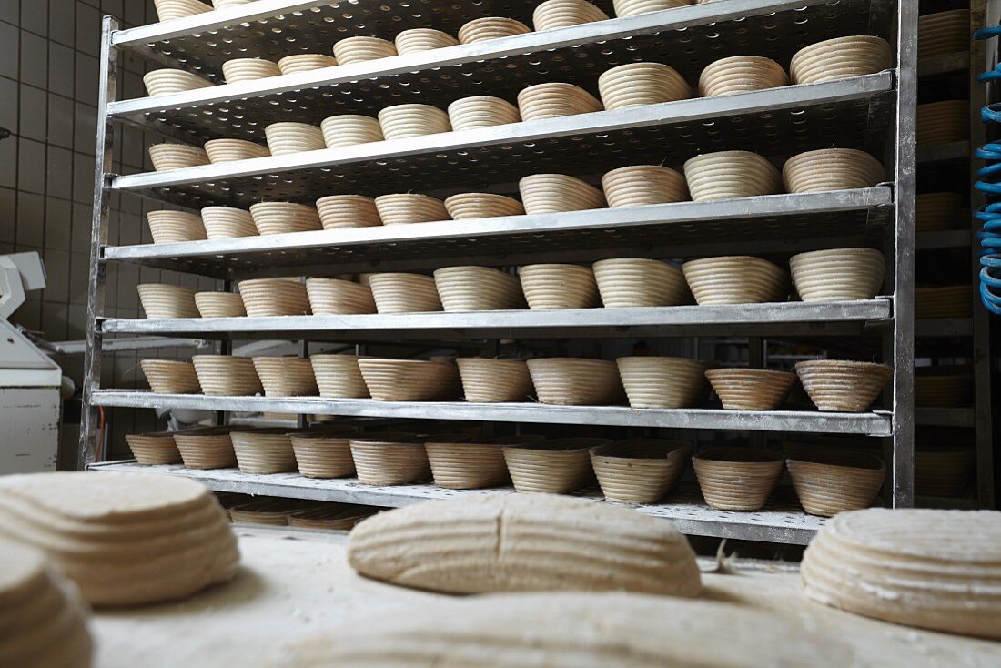 Brotkörbe in einer Bäckerei