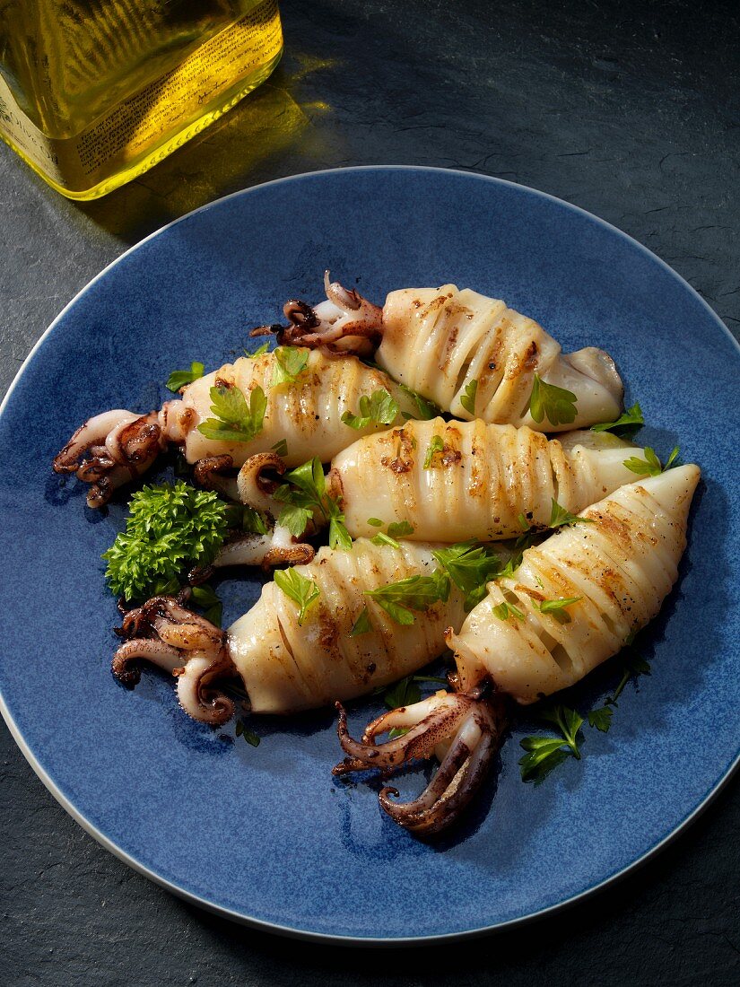 Grilled squid with garlic and parsley