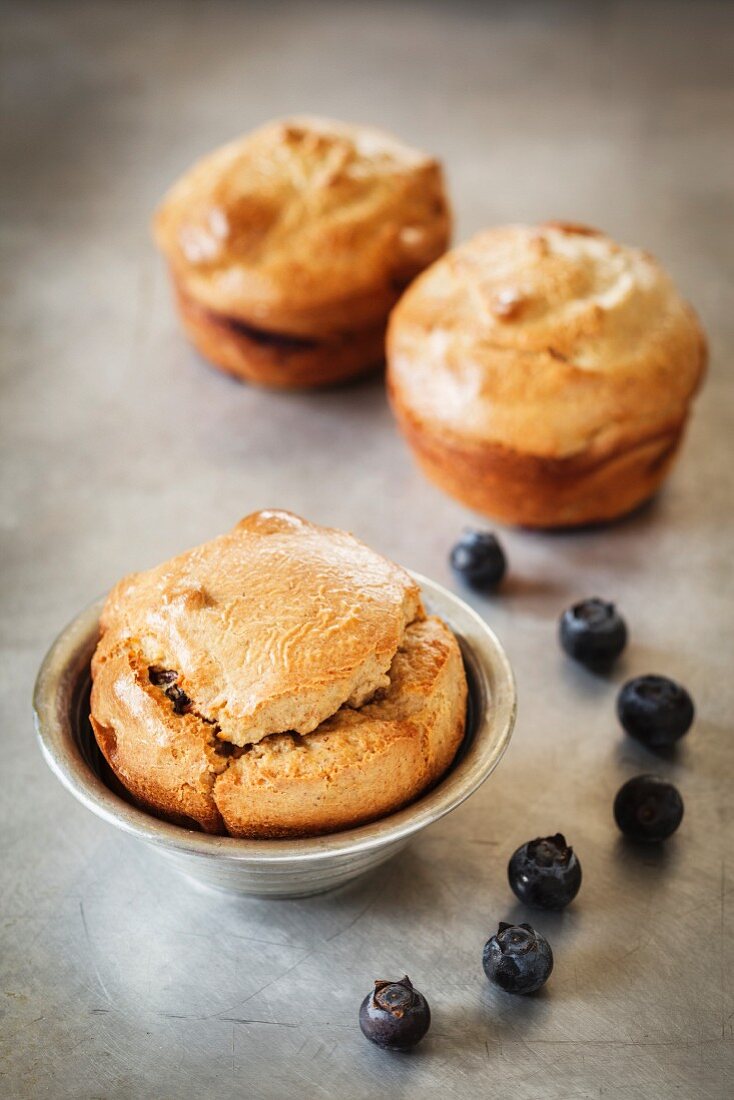 Homemade blueberry muffins (gluten-free, sugar-free and lactose-free)