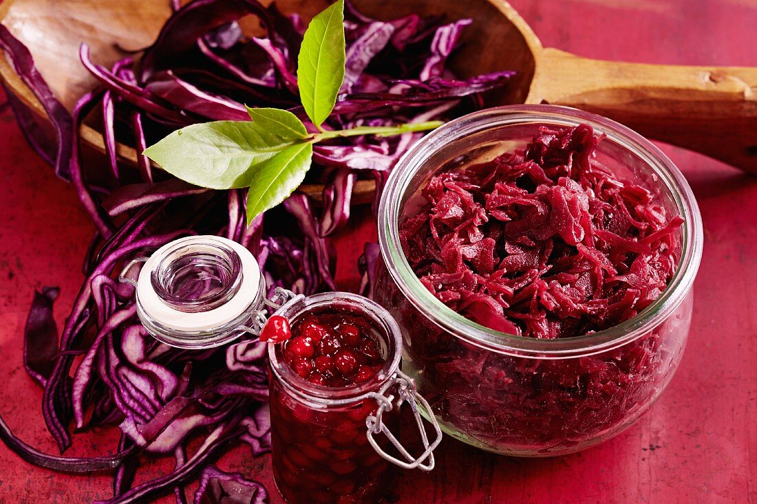 A jar of red cabbage with lingonberries
