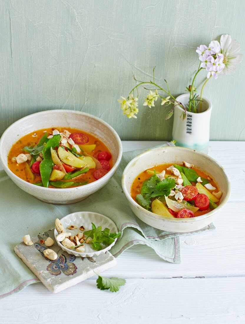 Bean and potato curry with cashew nuts