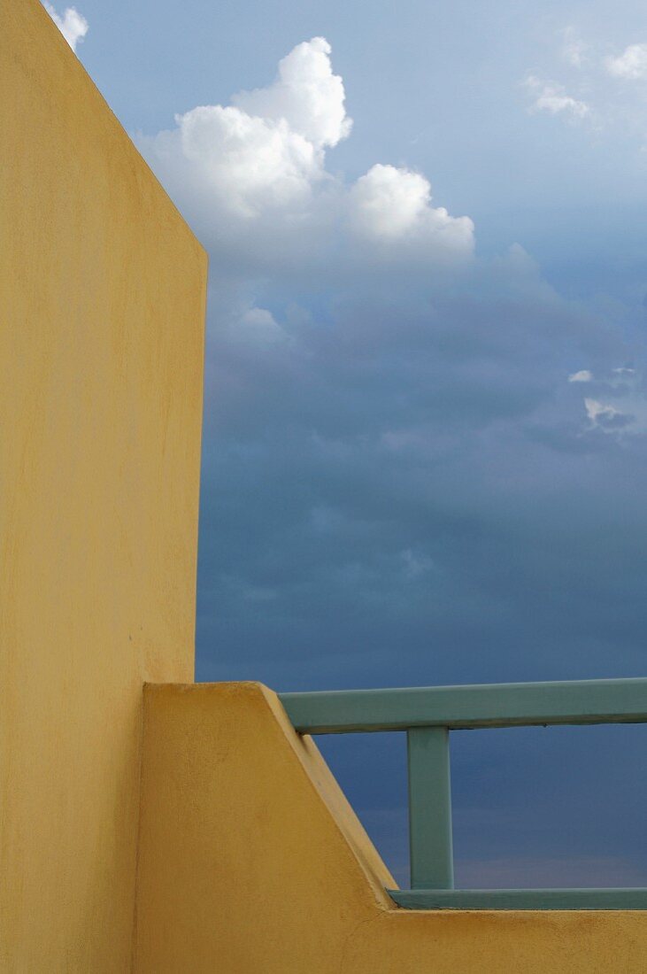 Detail of parapet wall with balustrade