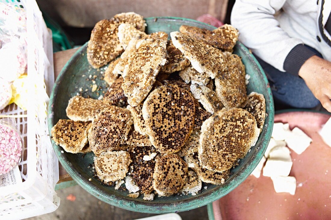 Honeycomb at a market (Bali)