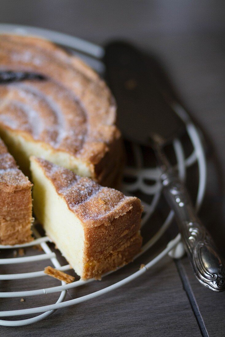 Dolce all'olio d'oliva (olive oil cake, Italy)