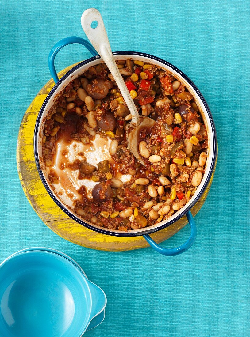 Vegetable chilli with white beans