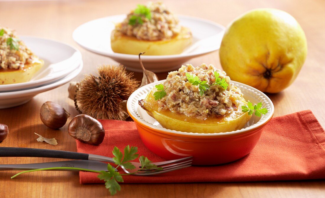 Spicy stuffed quinces with chestnuts and bacon