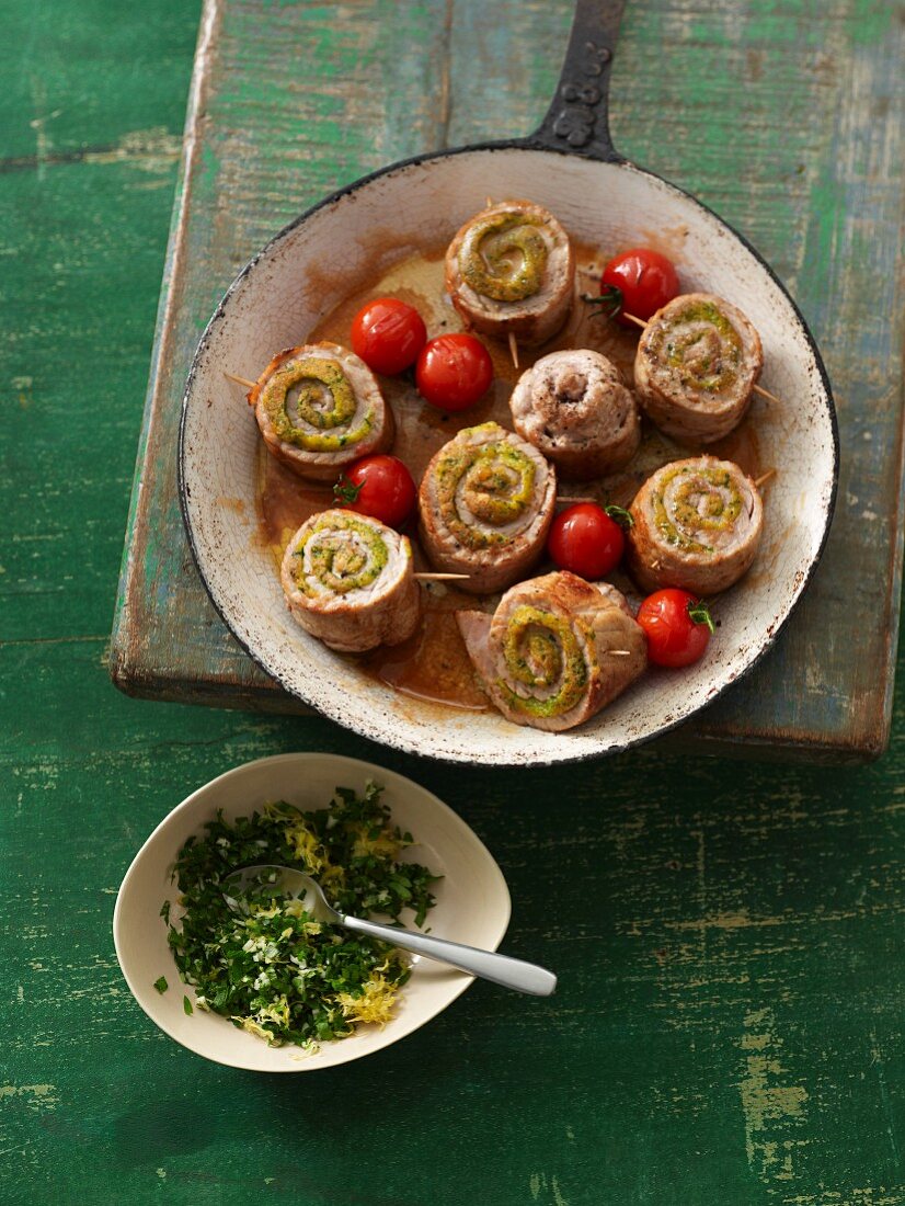 Involtini mit Marsalasauce und Gremolata