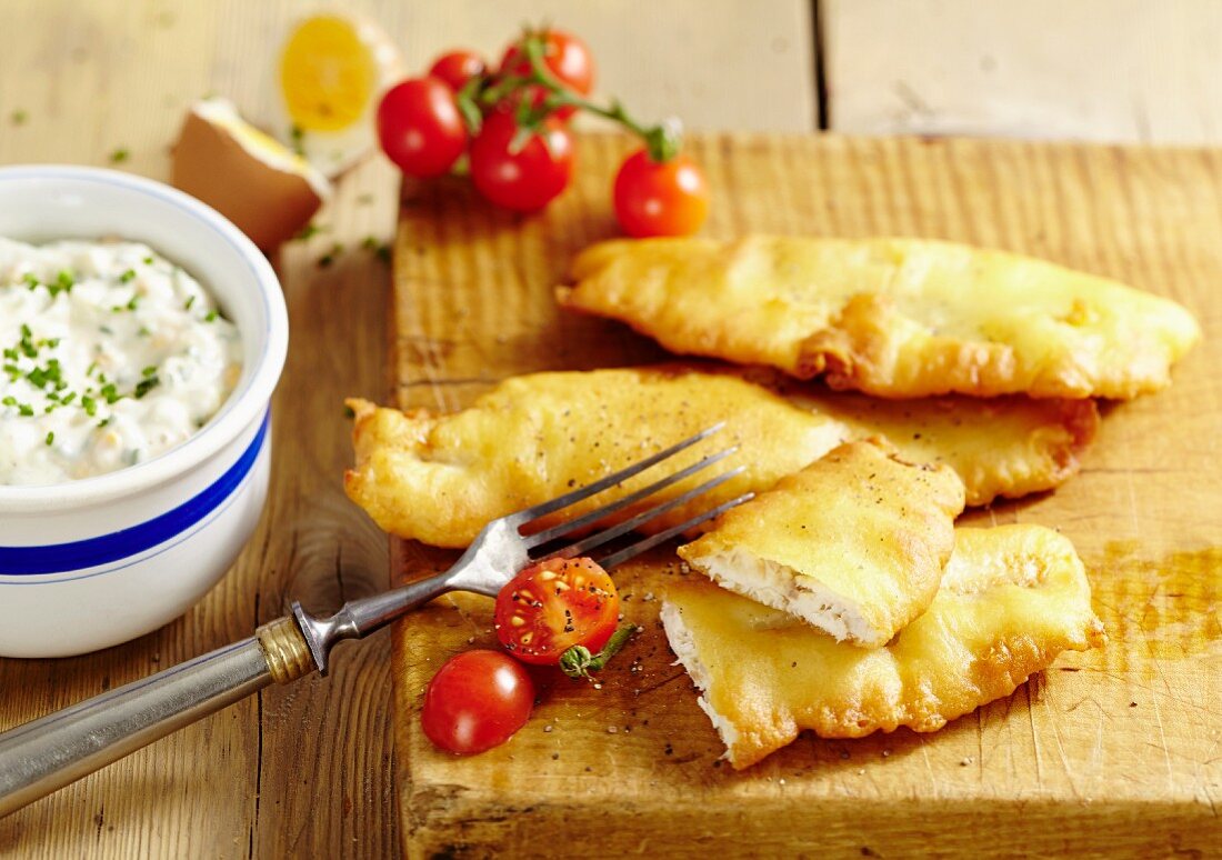 Ausgebackene Fischfilets von der Moselforelle mit Remouladensauce