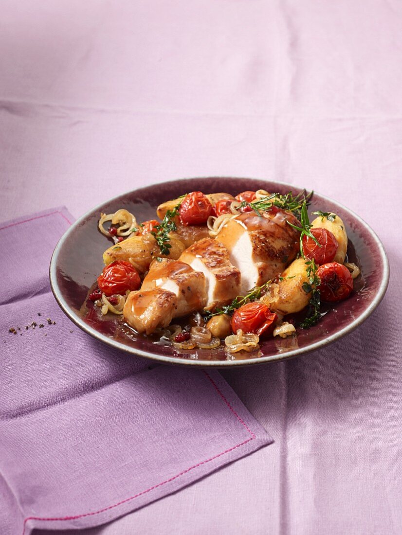 Tuscan chicken with potatoes and tomatoes (Italy)