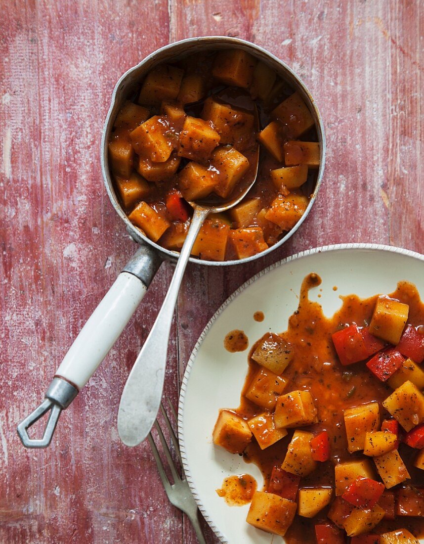 Vegan potato goulash with parsnips and peppers