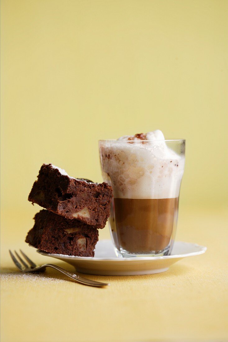 A cappuccino with brownies