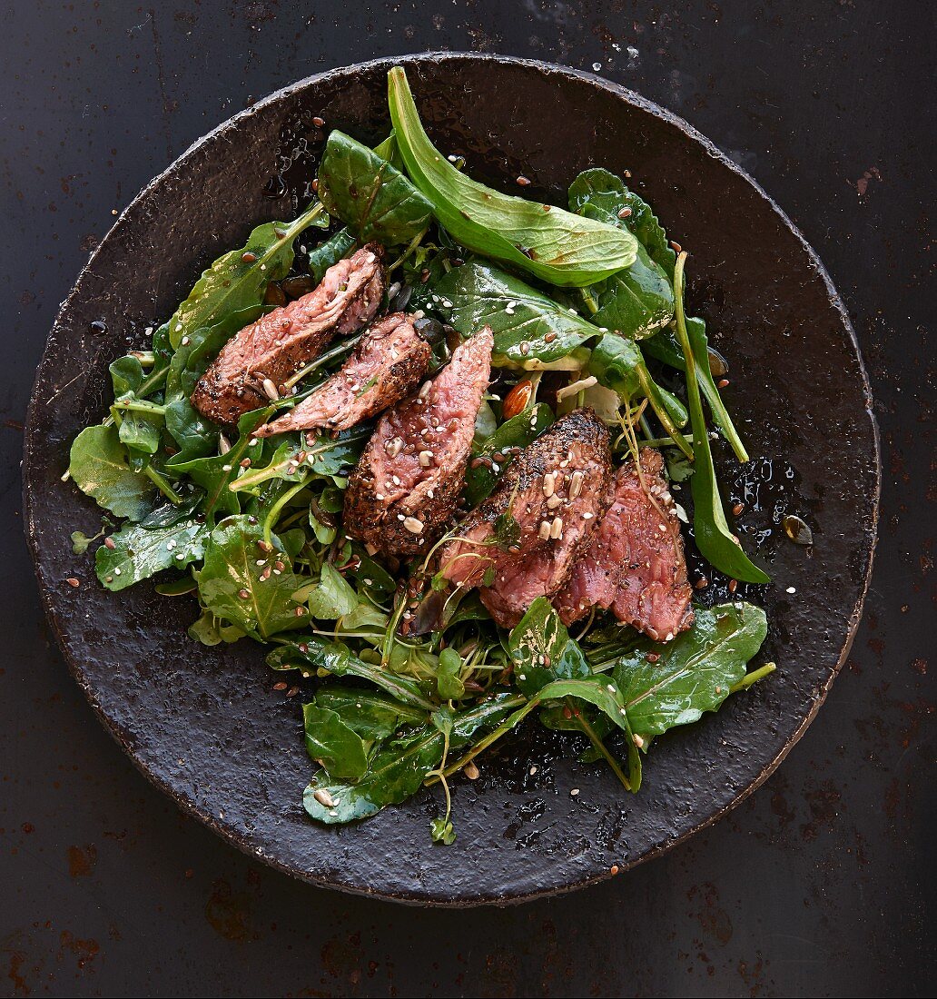 Wildsalat mit Pfeffersteak