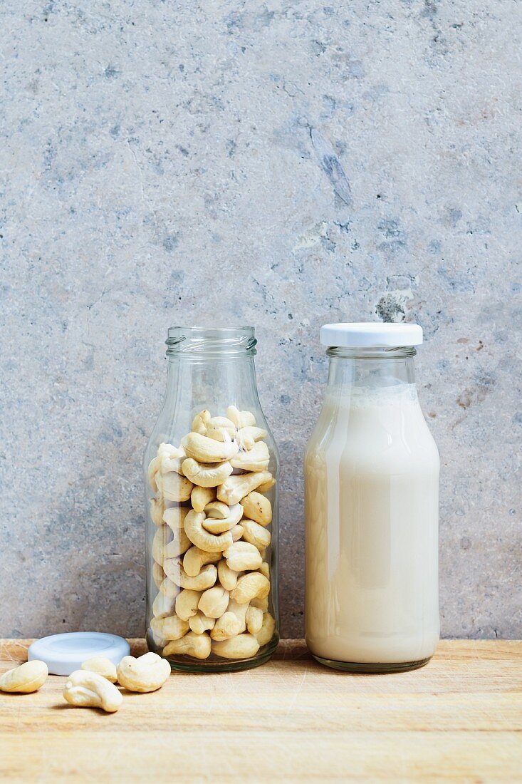 Cashew nuts and cashew nut milk