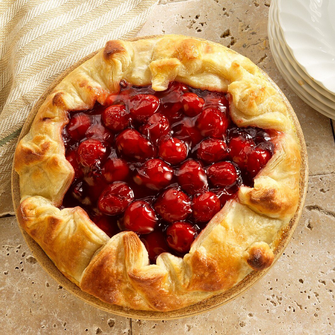 Cherry tart with a puff pastry crust
