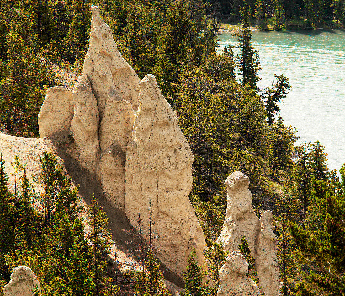 Hoodoo rock formations