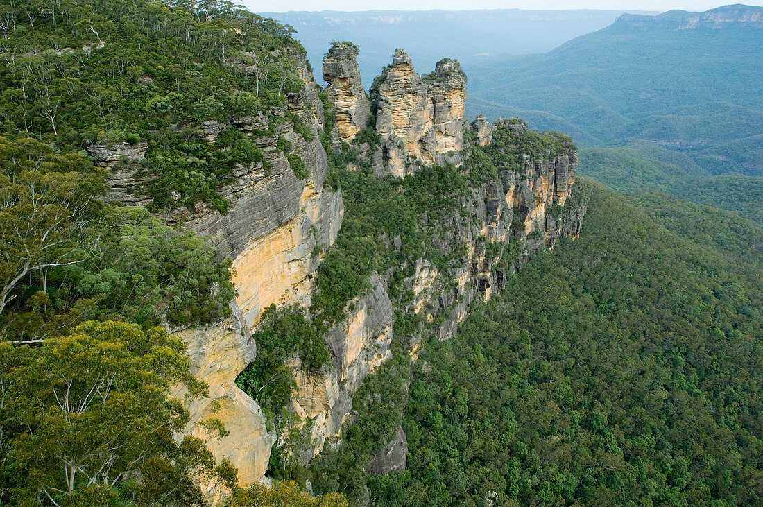 Three Sisters rock formation,Australia