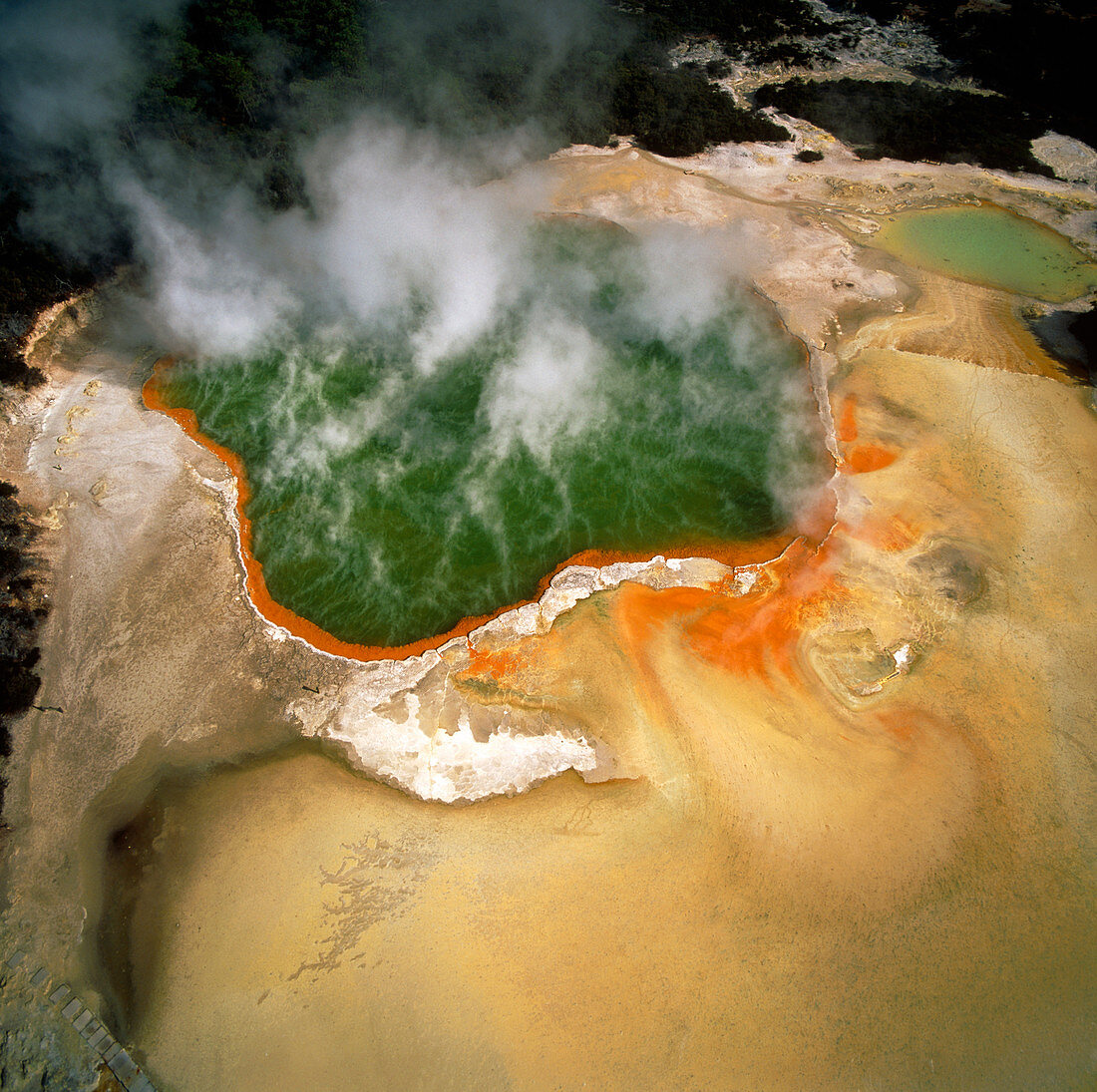 Geothermal Champagne Pool at Waiotapu,New Zealand